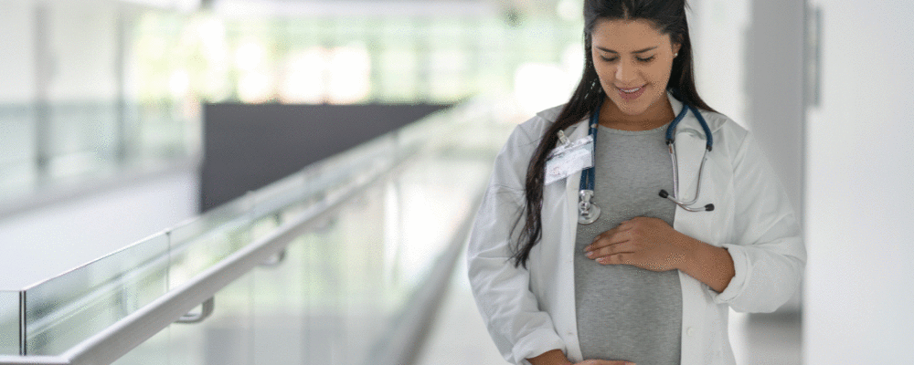 Cirurgia e gravidez: quase metade das cirurgiãs experimentam complicações durante a gravidez
